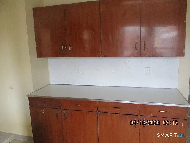 1720 E Main St #1 — Photo 4