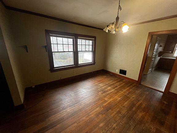 5th image of 357 Kenilworth Ave #U