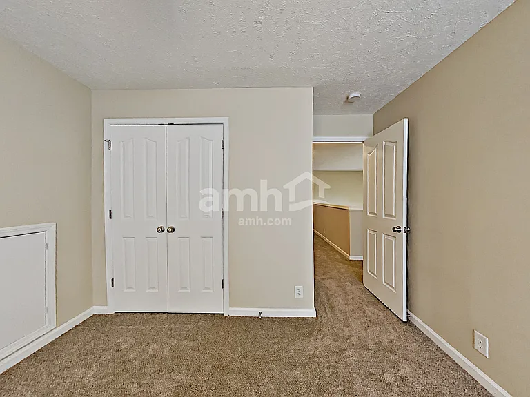 2053 Leefield Dr — Photo 16