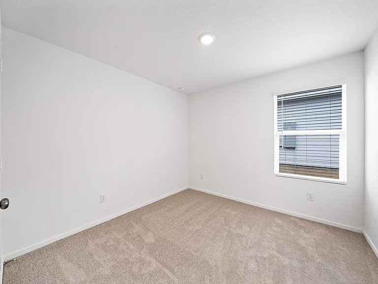 241 Tahoe Ave — Photo 8