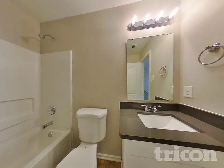 1117 Swearngan Ridge Ct — Photo 11