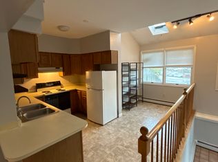 16 Portland Ave #E, Dover, NH 03820