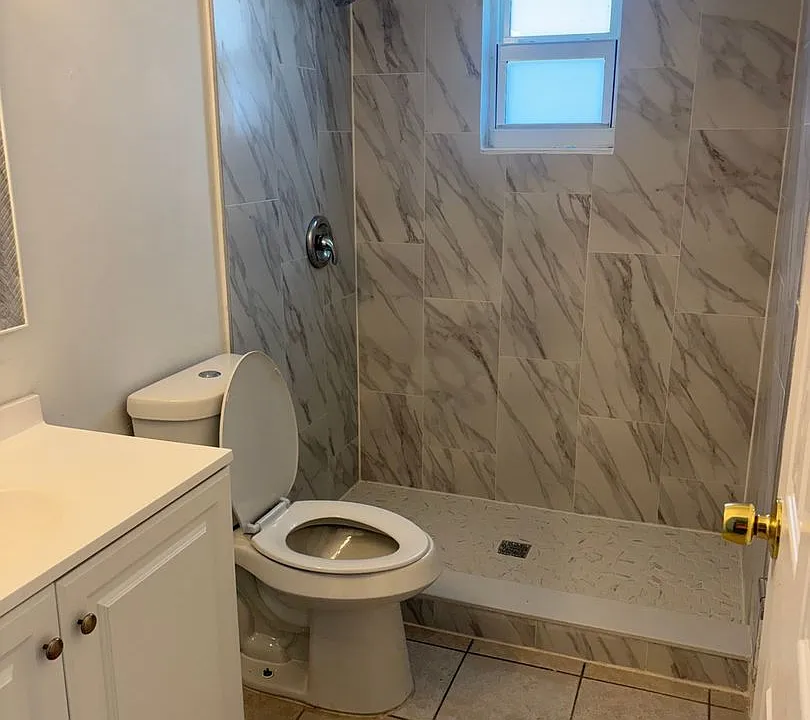 919 Cape Coral Pkwy W