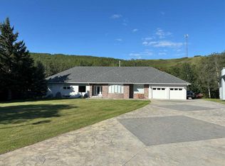 10006 E 88th St, Peace River, AB T8S 1N8