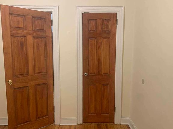 4th image of 39-46 27th St #3
