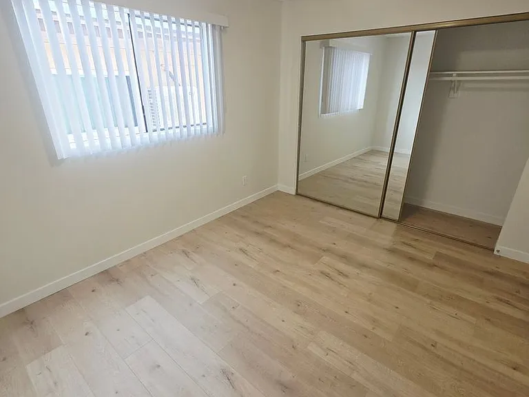 1105 Melrose Ave — Photo 6