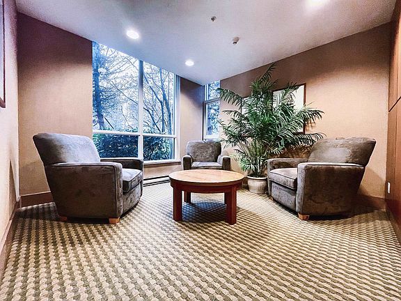 4th image of 2088 Madison Ave #1707