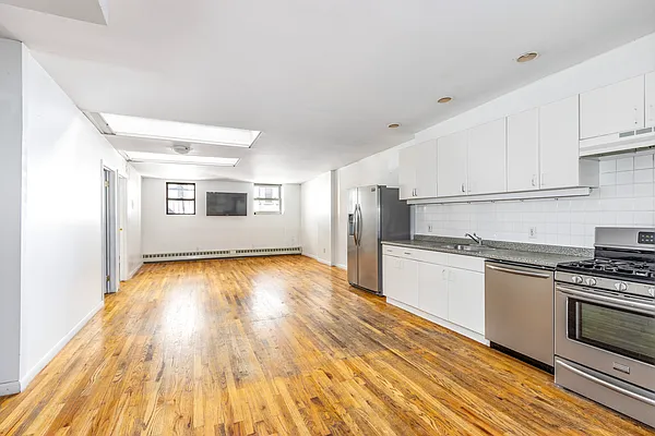 Rented by Compass | media 9