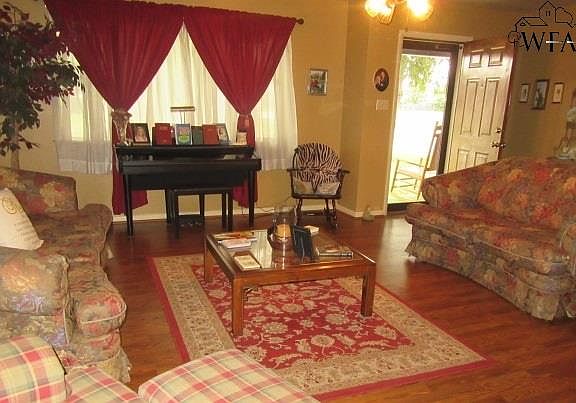 3rd image of 1603 Bert Dr