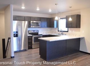 137 Pine Ave, Mapleton, ND 58059