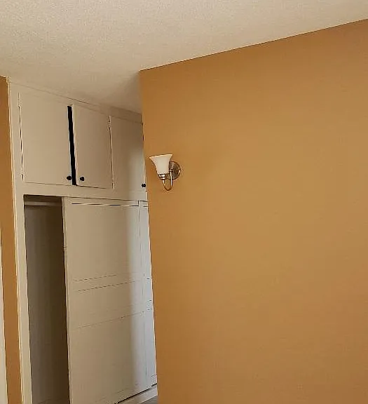 25323 Frampton Ave — Photo 1
