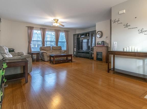 3rd image of 21518 Gray Wing Dr