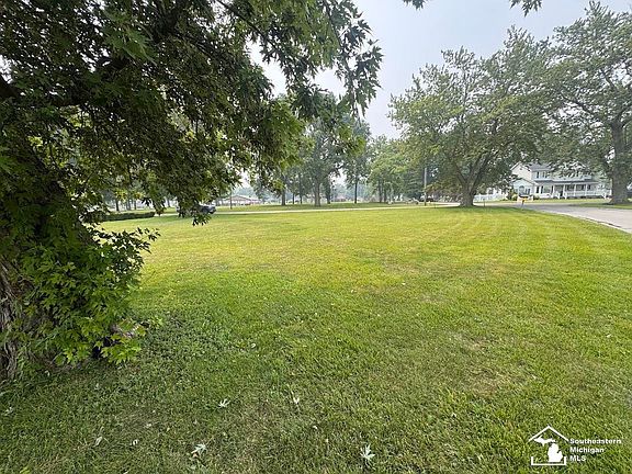 4th image of 0 Navarre Blvd