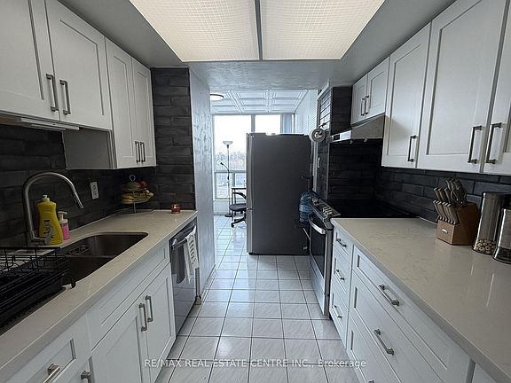 5th image of 3 Rowntree Rd #510