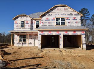 5729 Pondhaven Dr, Fayetteville, NC 28314