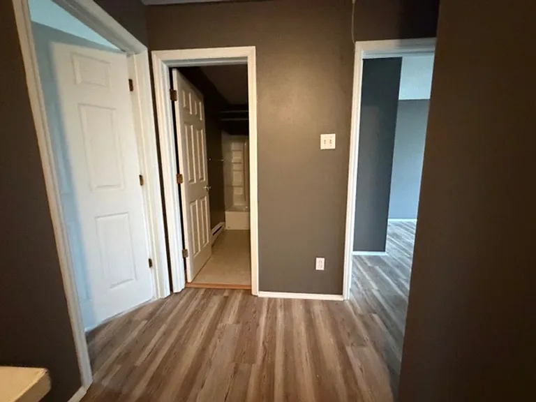 7489 Hazelcrest Dr — Photo 14