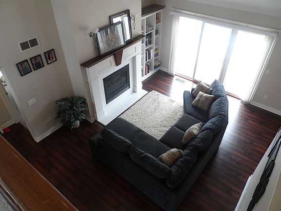 4th image of 9426 Bluff Lake St