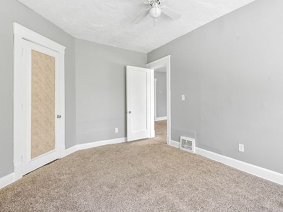 3rd image of 1261 E 99th St #B