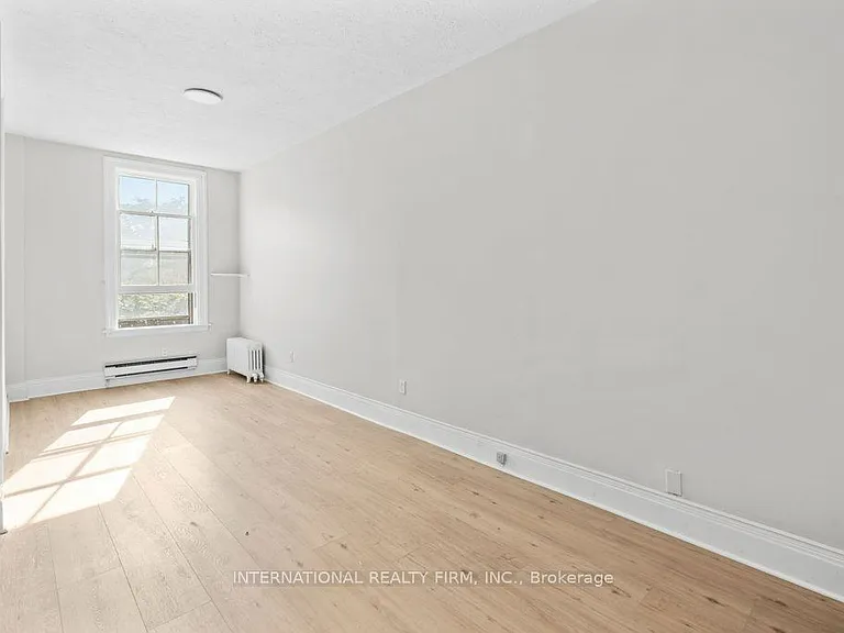 67 Ontario Ave — Photo 4