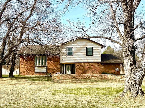 2nd image of 4816 Sunnyslope Dr