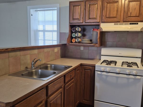 400 W High St APT 10