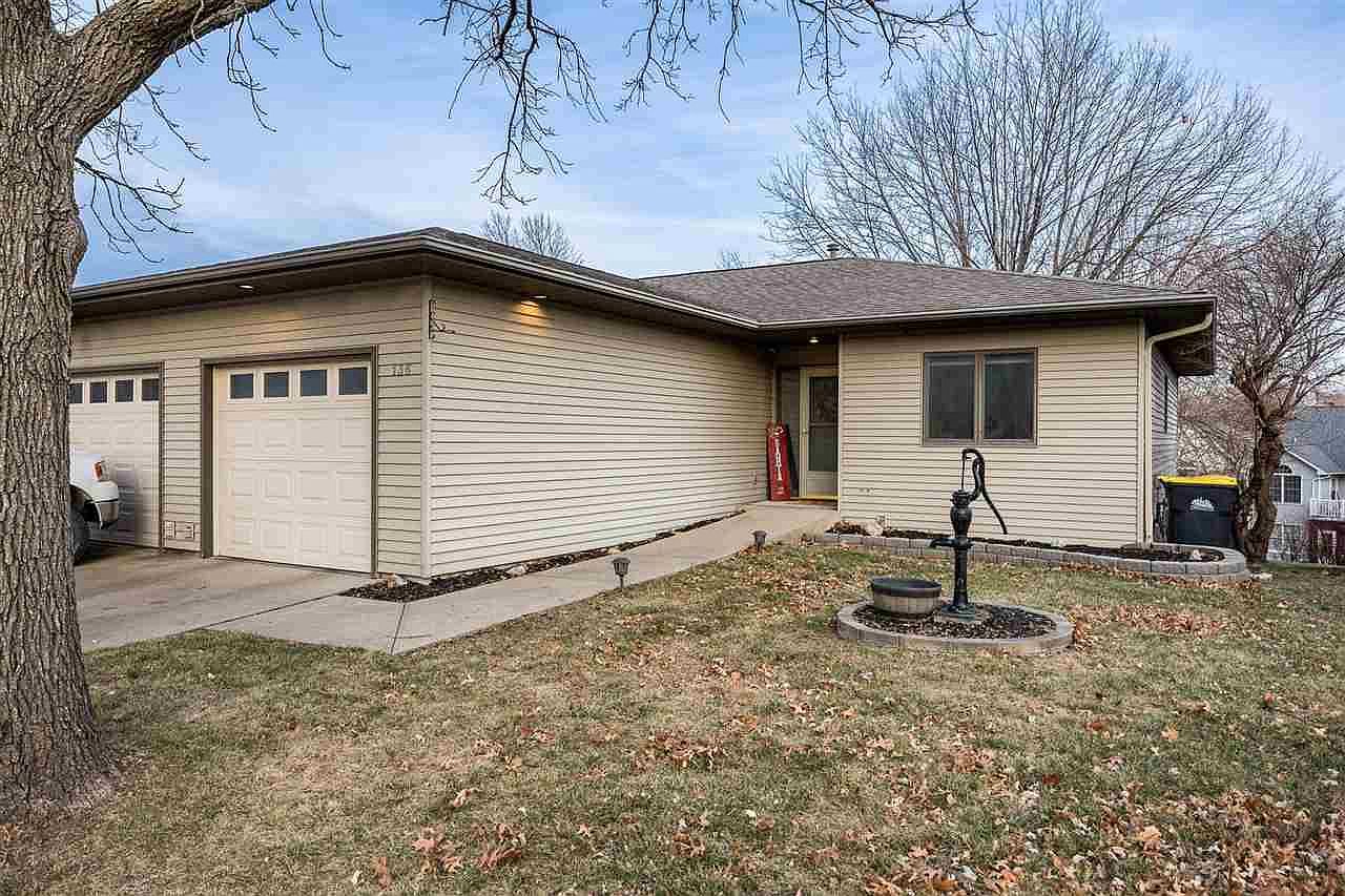 136 Friendship St, Iowa City, IA 52245 Zillow