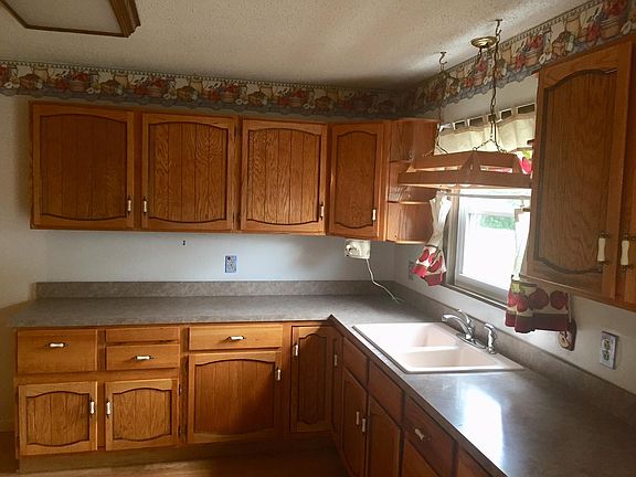 5th image of 708 Bixler Ave