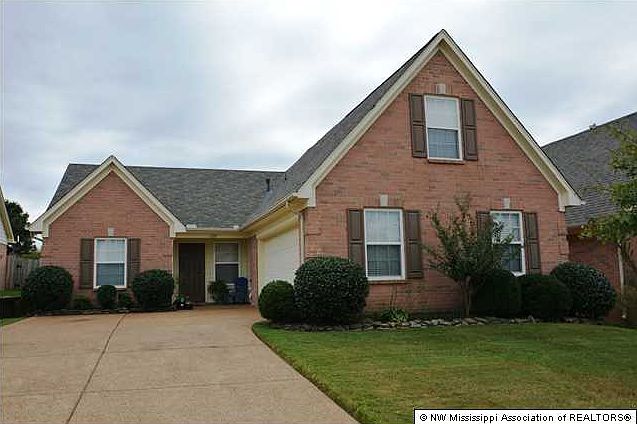 1st image of 1139 Warwick Pl