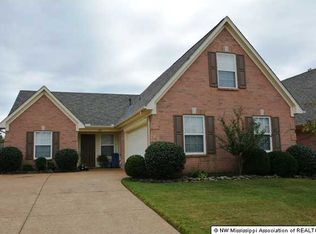 1139 Warwick Pl, Southaven, MS 38671