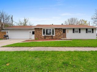 1540 E Plaza Dr, Appleton, WI 54915