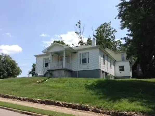 502 S Elm St, Henderson, KY 42420