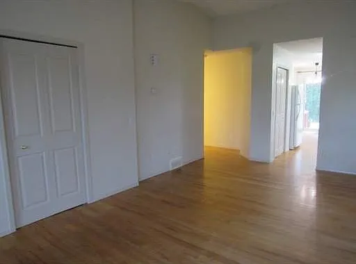 109 Delage Cres #1A — Photo 2