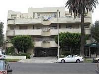 1st image of 4943 Rosewood Ave APT 103