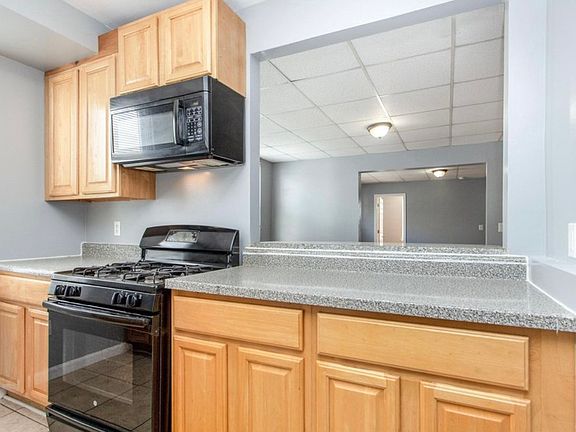 5th image of 4002 Oakford Ave APT D
