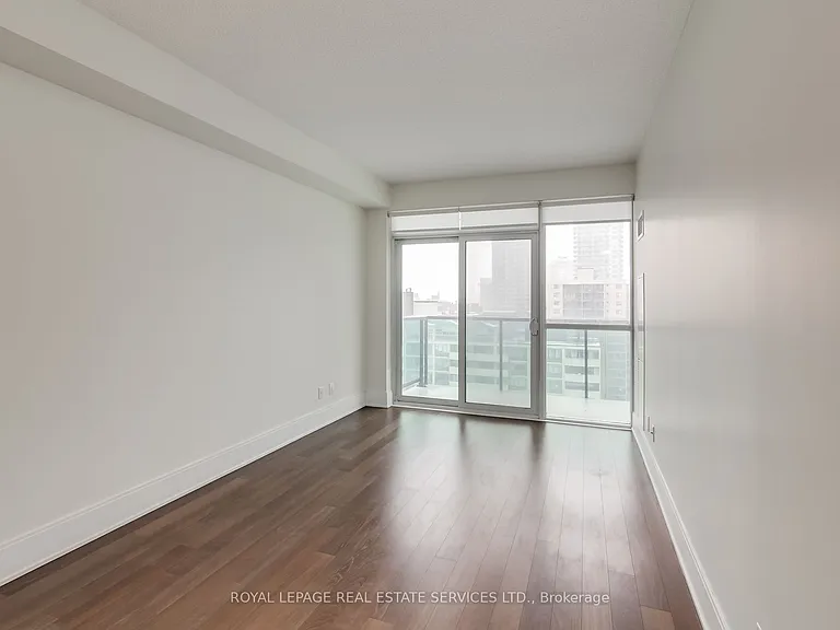 25 Broadway Ave #1408 — Photo 9