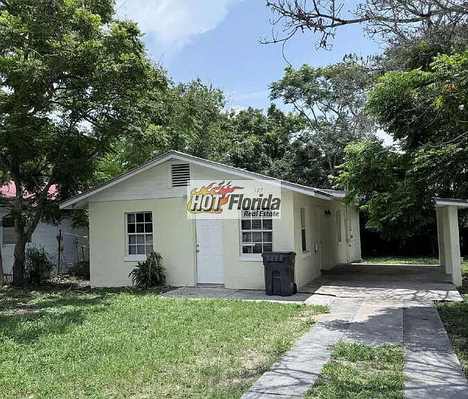 127 Flippen Ave — Photo 2
