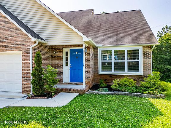3rd image of 742 Colony Village Way