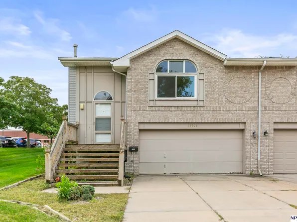 15907 Gold Cir, Omaha, NE 68130