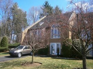 1 Woodland Park Dr #1, Haverhill, MA 01830