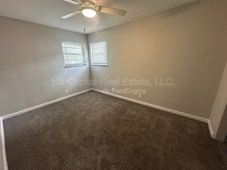 219 N 48th St #4 — Photo 6