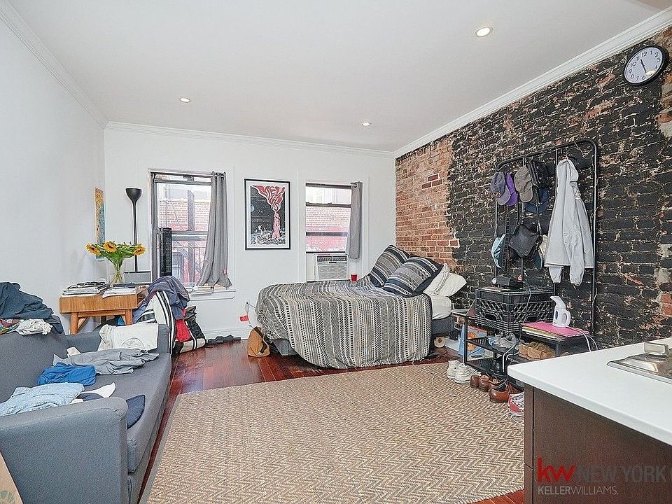 1st image of 120 E 4th St #G3