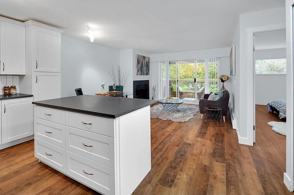 1 bed, 700 sqft, $1,800 — Photo 1