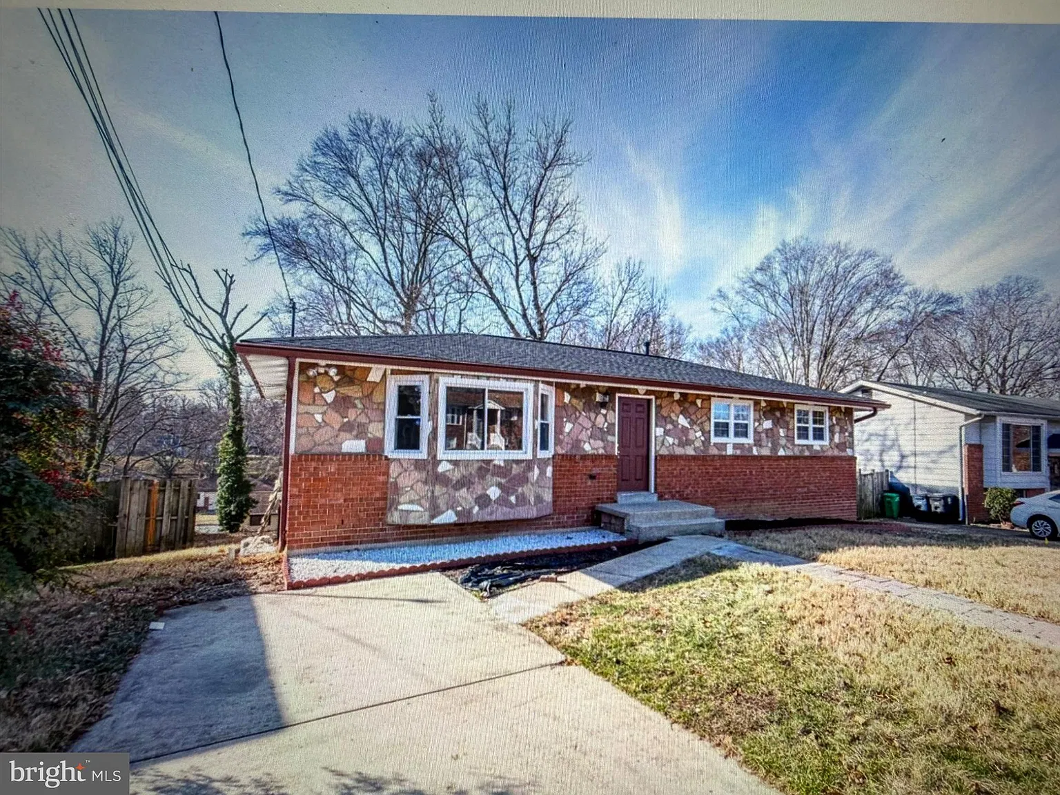 4 bed, 3.0 bath, 2255 sqft, $3,000 — Photo 1