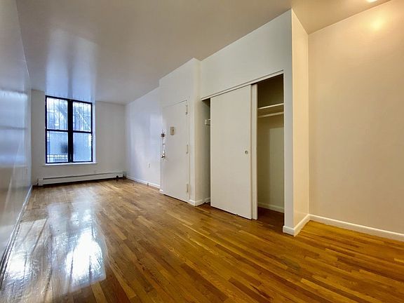 2nd image of 138 W 112th St APT 1B