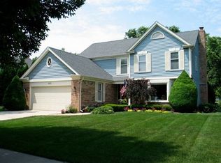 1200 Glenwood Ln, Hoffman Estates, IL 60010