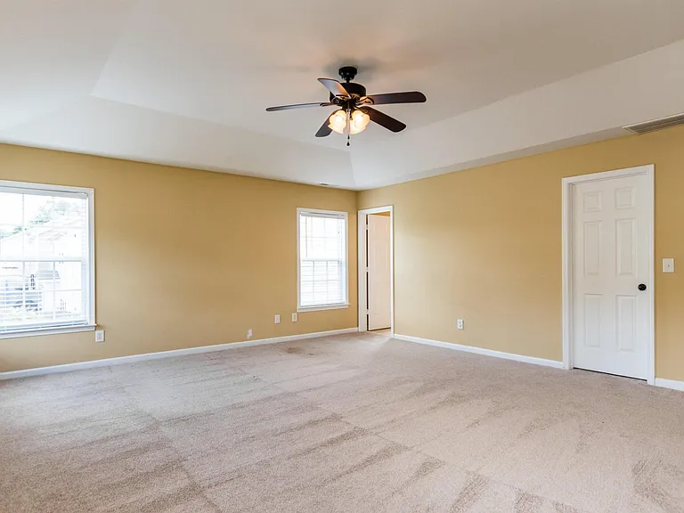 213 Bikram Dr — Photo 17