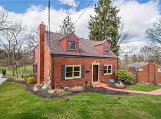 1764 Meadowcrest Dr, Pittsburgh, PA 15241