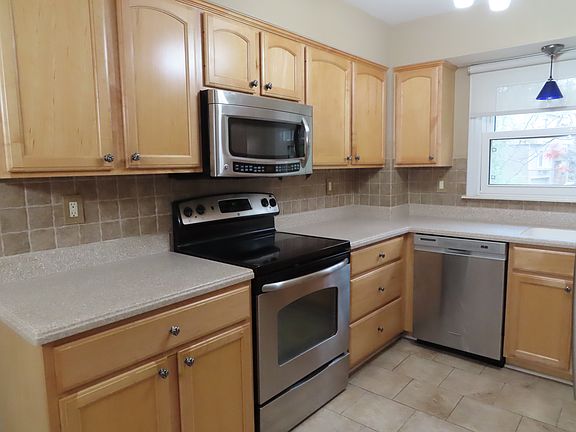 2nd image of 6292 Pepper Hill Dr #1
