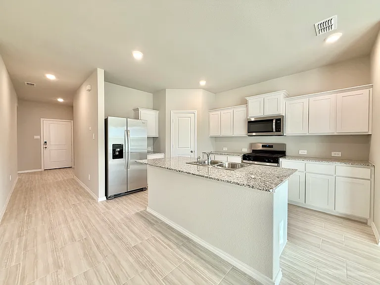 8437 Hollymead Ln — Photo 9