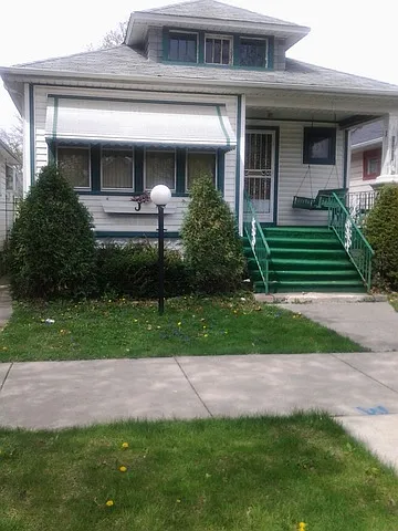 10016 S Perry Ave photo 1